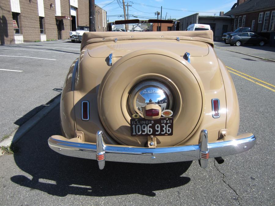  Lincoln Zephyr Continental Cabriolet 1941 года  (фото 7 из 14)